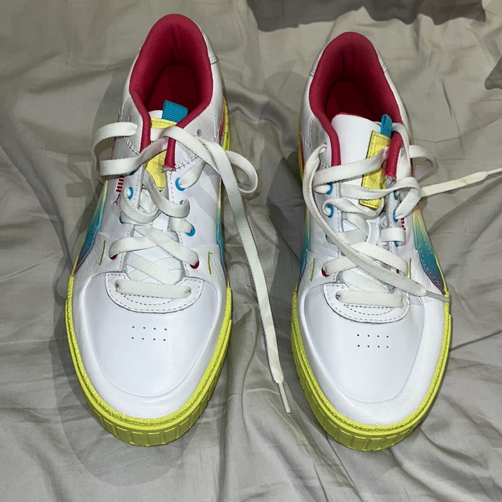 Women sneakers